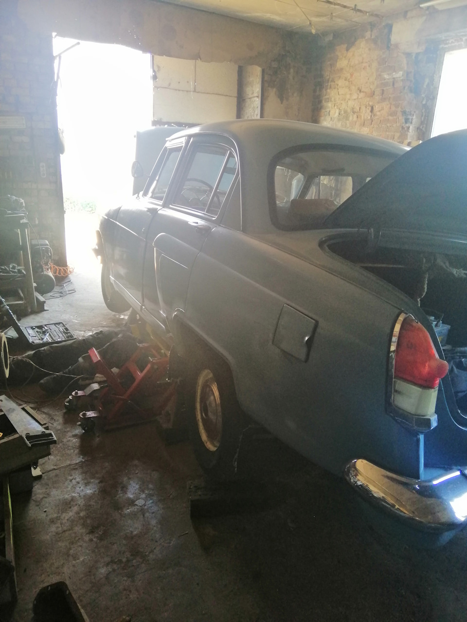 Проверка тормозной системы. Снятие кардана — ГАЗ 21, 2,5 л, 1967 года ...