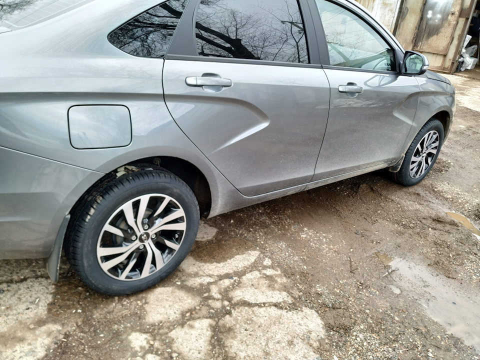 К лету готов. — Lada Vesta (1G), 1,6 л, 2018 года | колёсные диски | DRIVE2