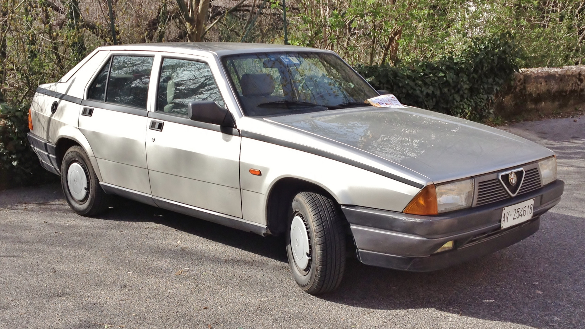 Alfa Romeo 75 1.6 бензиновый 1989 | на DRIVE2