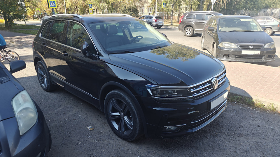 Volkswagen Tiguan (2G) 2.0 дизельный 2018 | Черный Тигуан на DRIVE2