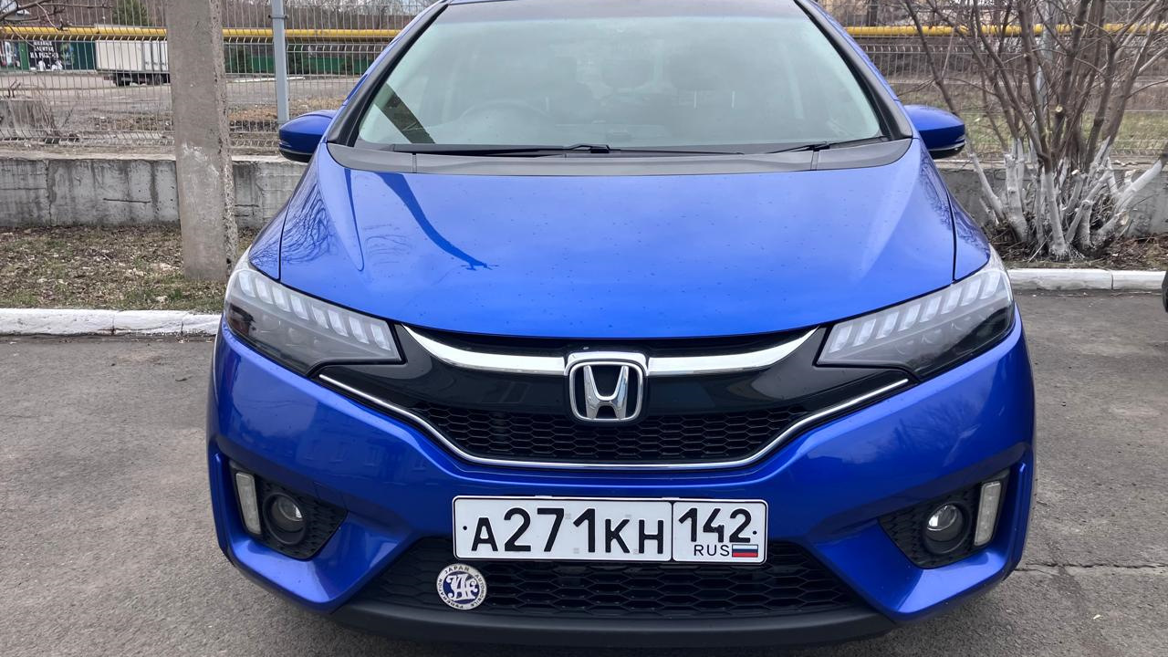 Honda Fit (3G) 1.3 бензиновый 2015 | Королевский синий на DRIVE2