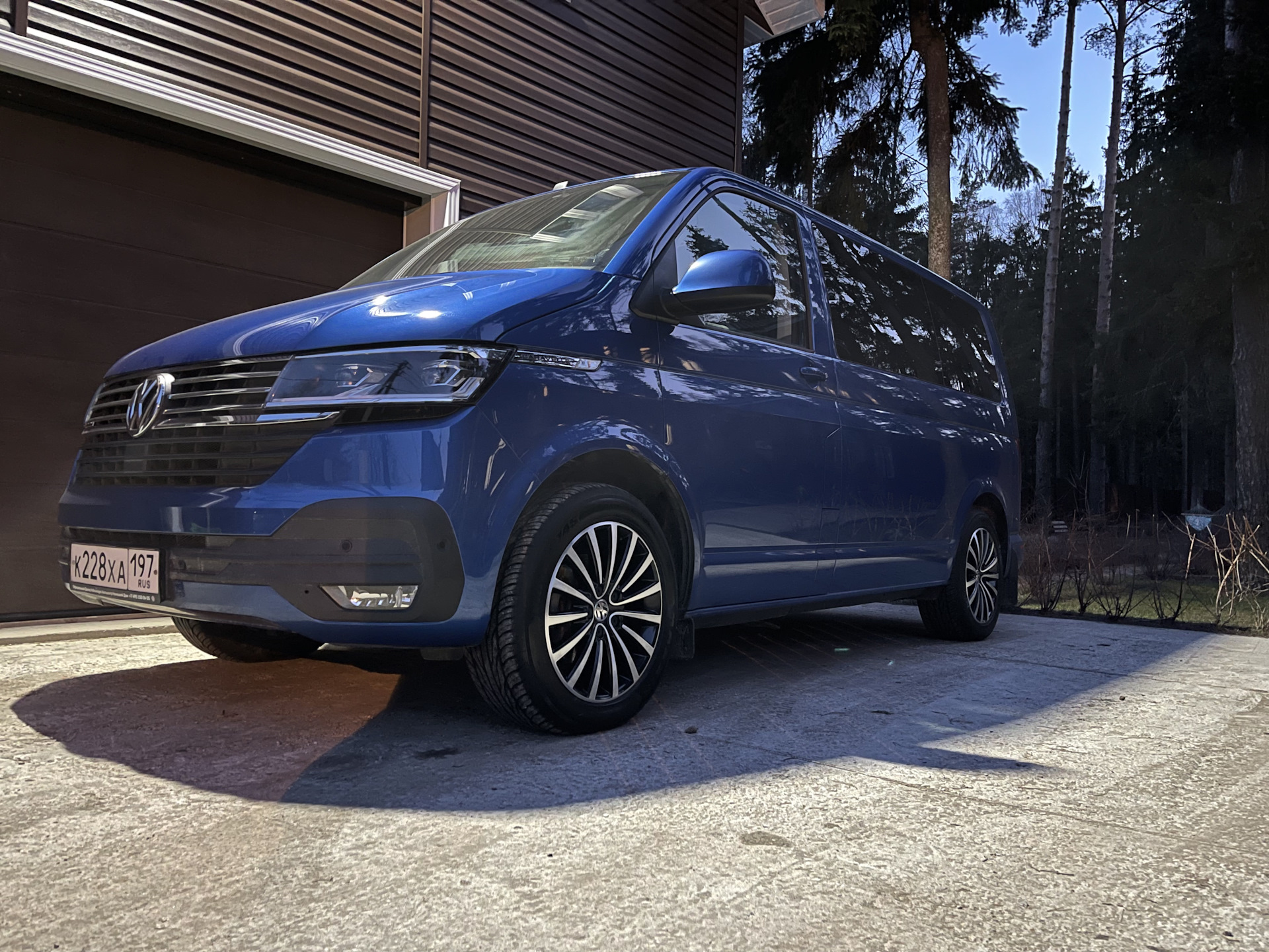 volkswagen multivan