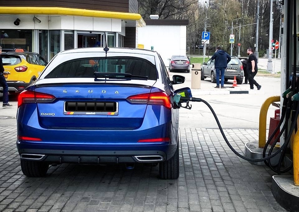 Установил диффузор заднего бампера — Skoda Rapid (2G), 1,6 л, 2020 года ...