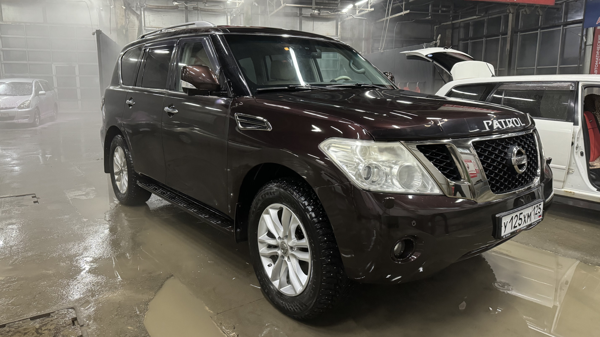 Nissan Patrol (Y62) 5.6 бензиновый 2011 | Островная смородинка на DRIVE2