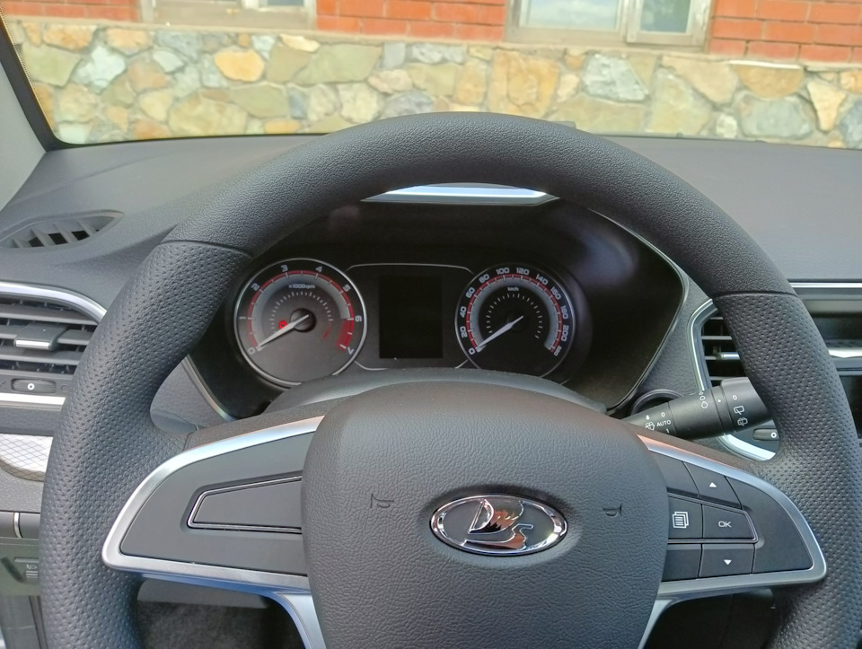 Фото в бортжурнале Lada Vesta (NG)