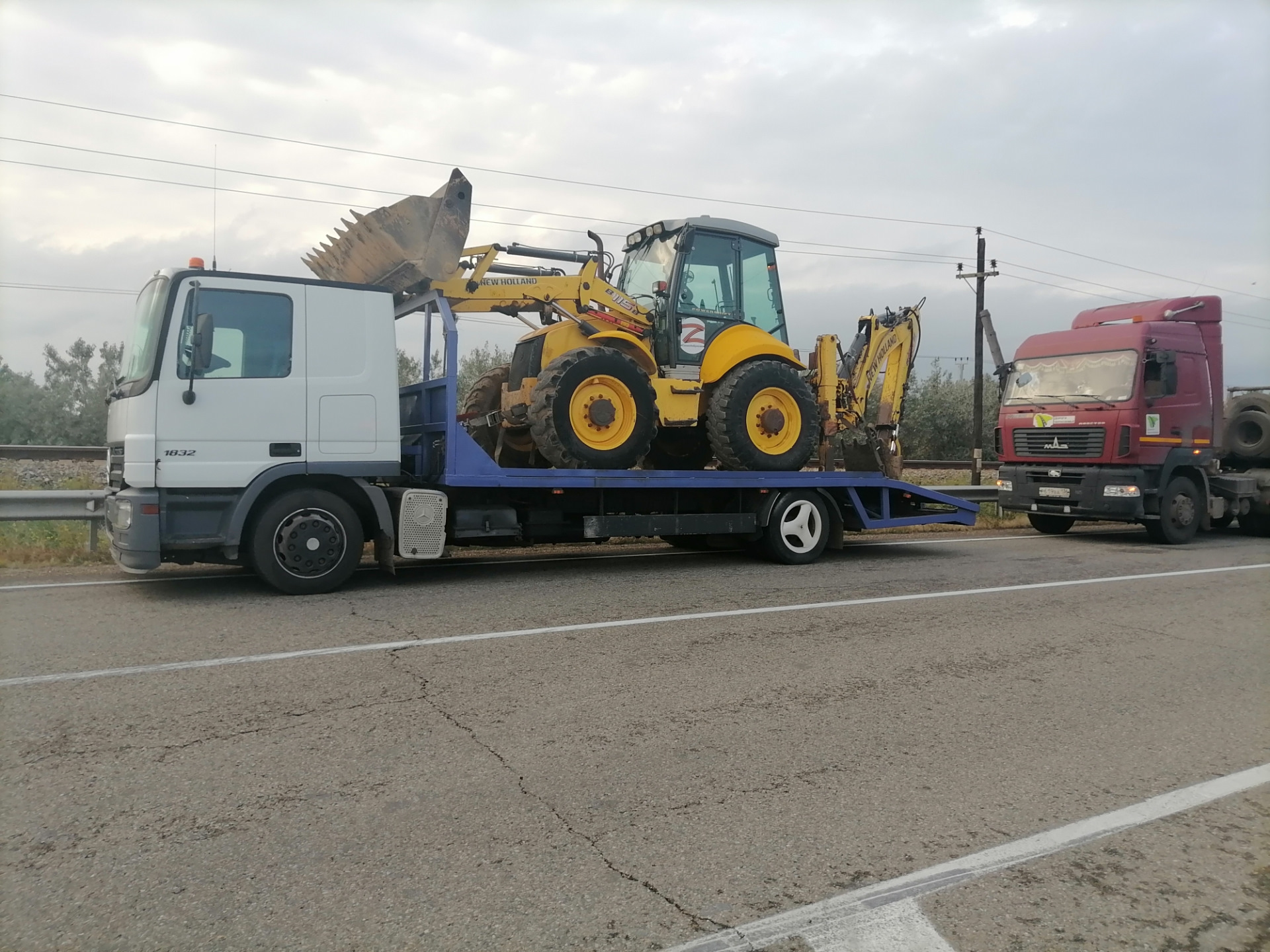 В рейсе 14, Крым, Мост. — Mercedes-Benz Actros, 9,9 л, 2007 года |  путешествие | DRIVE2