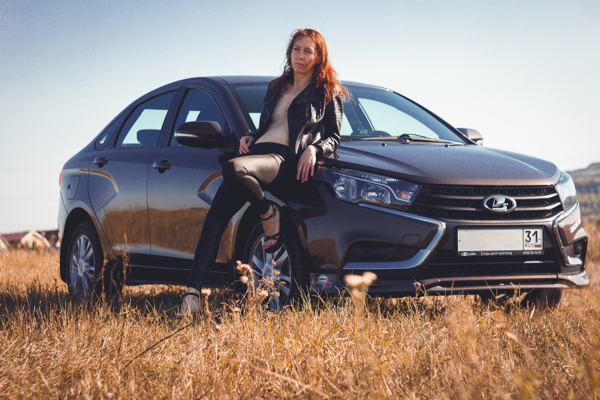 Взрослый лад. Ира Серочкина Lada Vesta. Lada Vesta девушка drive2. Гранта Веста Гранта девушка. Веста и девушка.