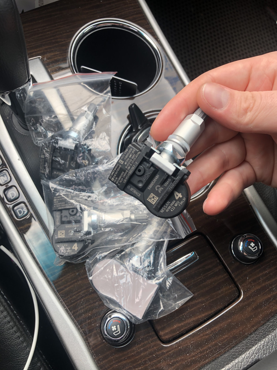 Фото в бортжурнале Nissan Teana (L33). Запчасти на фото: 407003VU0A