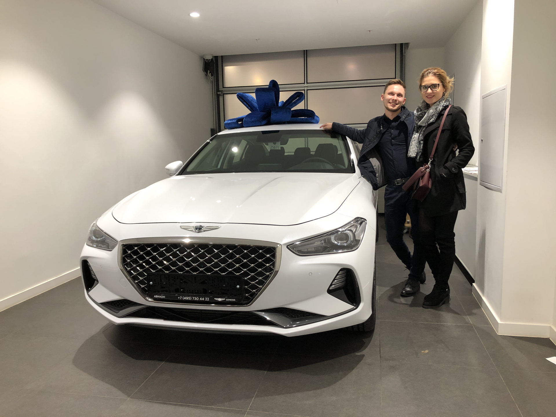 Genesis автосалон. Genesis g70 электромобиль. Hyundai Genesis g70 drive2. Genesis g70 камеры. Генезис g70 в Тюмени.