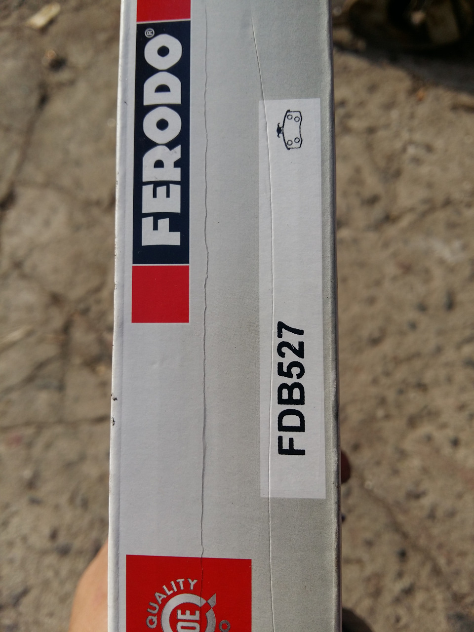 Замена колодок — Ferodo FDB527, "красные". Прокачка тормозов — Lada ...