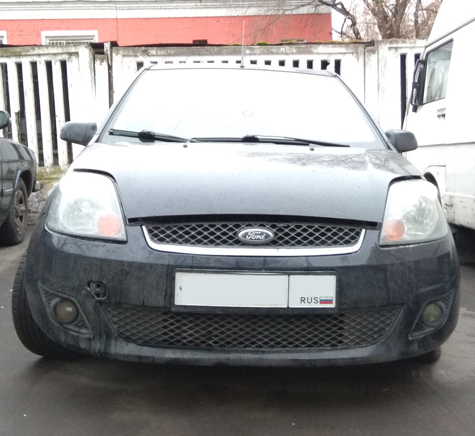 #004 — LED габариты на Ford Fiesta Mk5 — Ford Fiesta (Mk V), 1,6 л ...