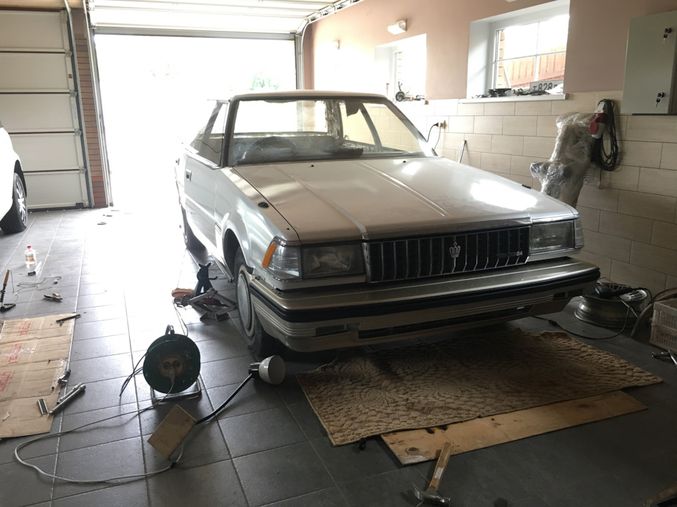 Поставил бампер — Toyota Crown (S120)