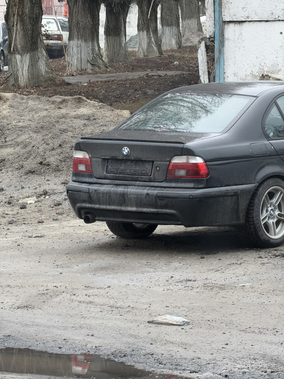 В ожидании новых номеров — BMW 5 series (E39)