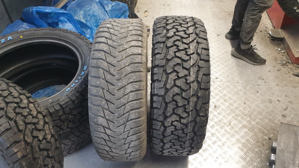 летняя резина AT 245/55R19 — Toyota RAV4 (II), 2 л, 2000 года | шины ...