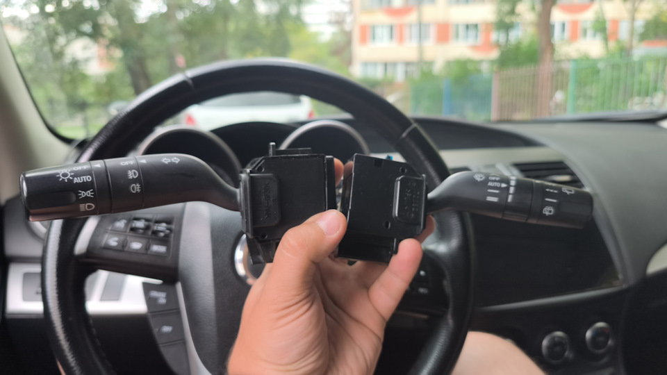 Установка датчика дождя и света — Mazda 3 (2G) BL, 1,6 л, 2012