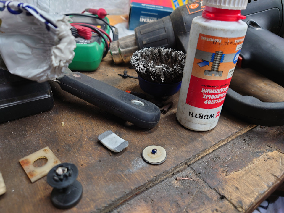 Фото в бортжурнале Audi A8 (D2)