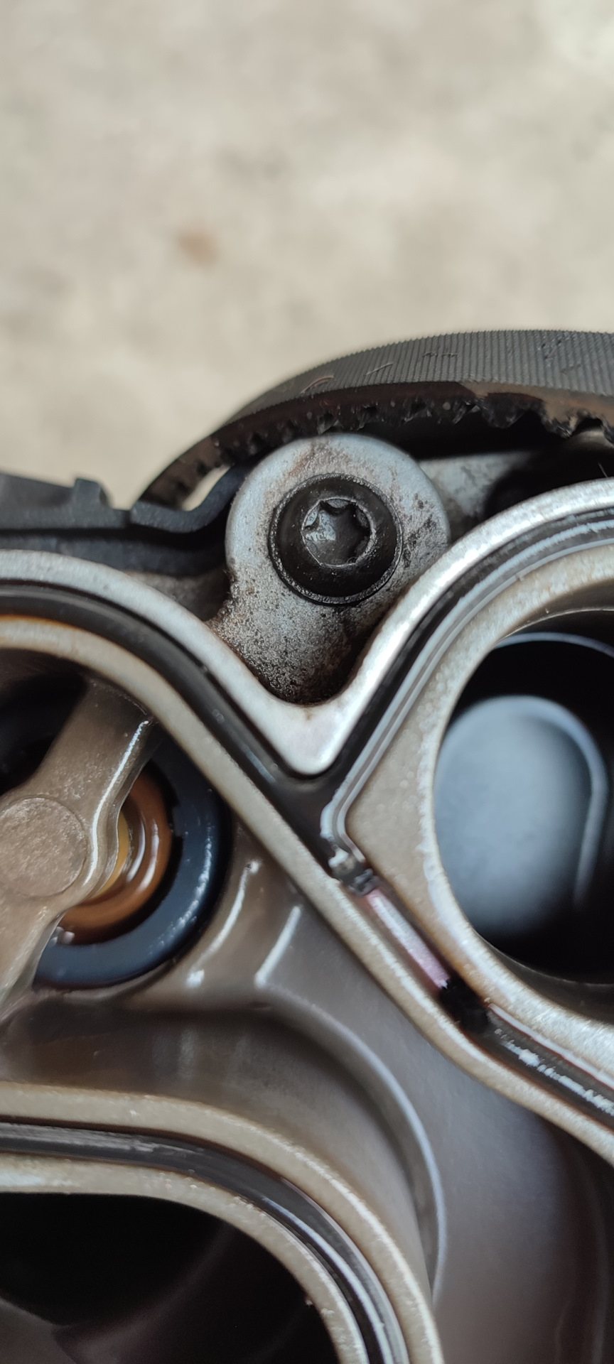 Подтекает антифриз! Помогите советом. — Volkswagen Polo Sedan, 1,6 л ...