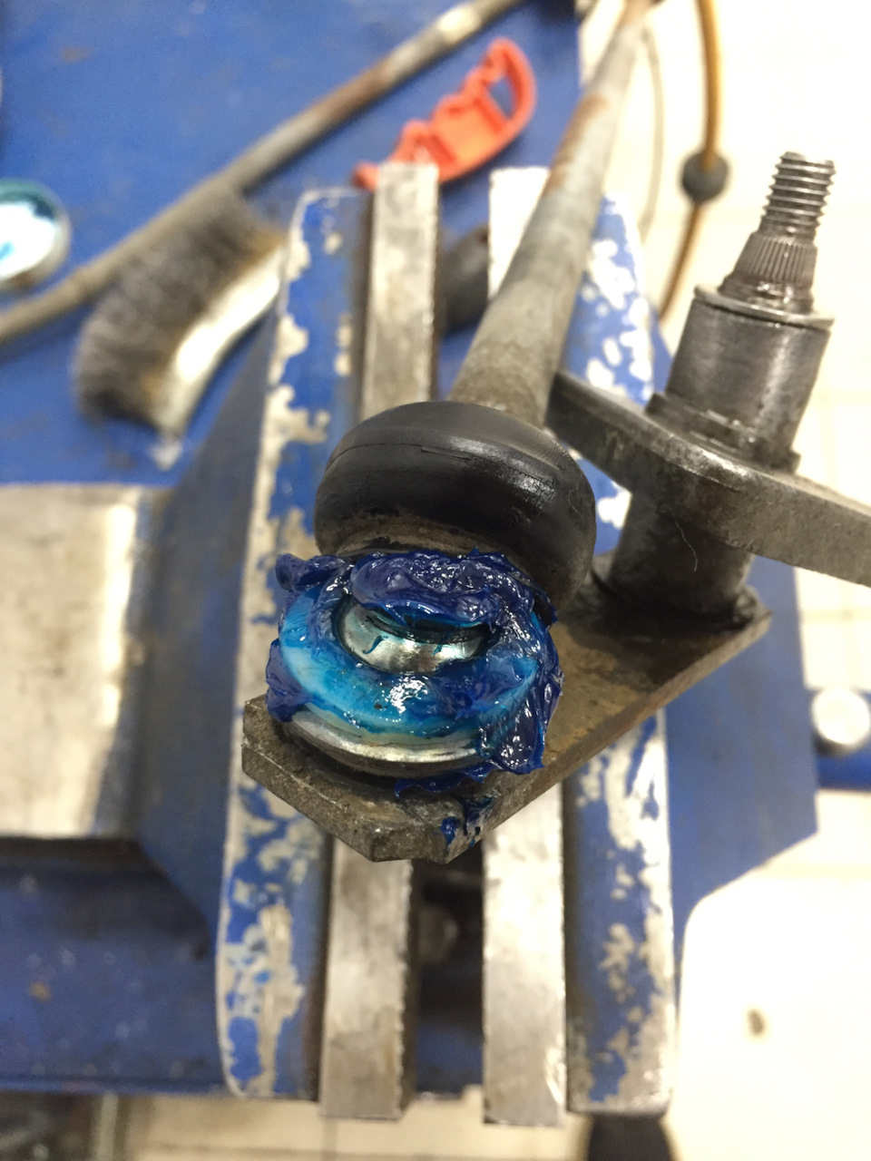 Фото в бортжурнале Toyota Corolla Levin (AE100/101)