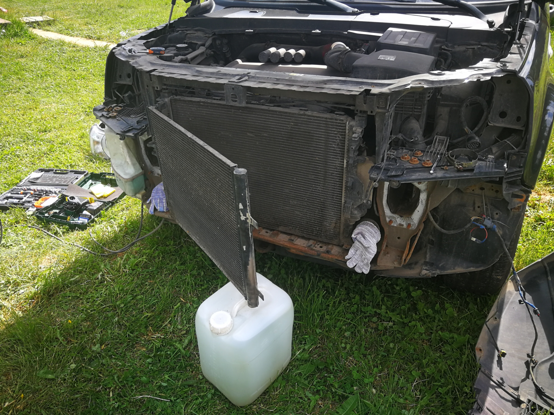 Мойка радиаторов — Land Rover Freelander 2 (L359), 2,2 л, 2009 года ...