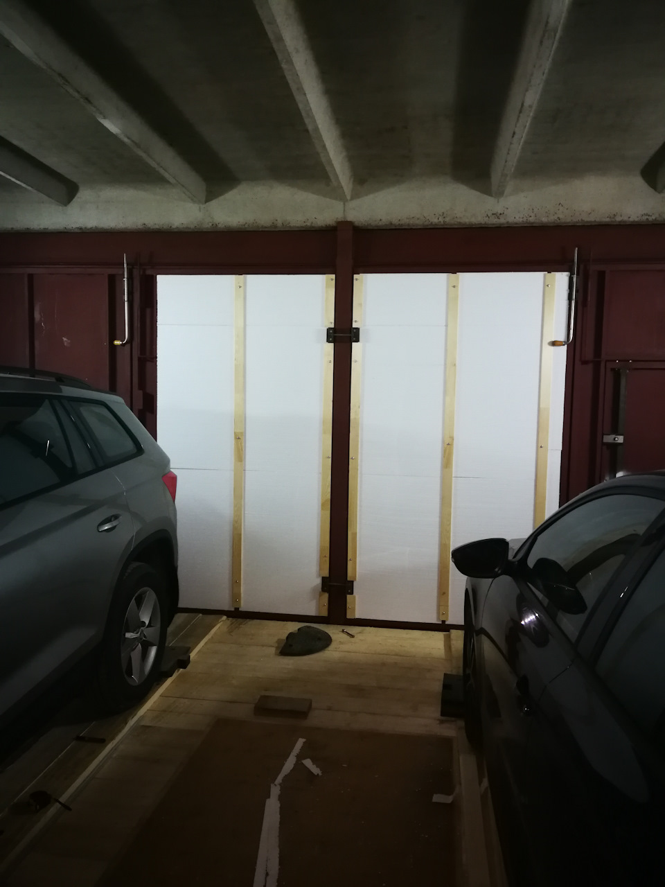 Утепление гаражных ворот — Skoda Kodiaq (1G), 1,4 л, 2019 года | своими ...