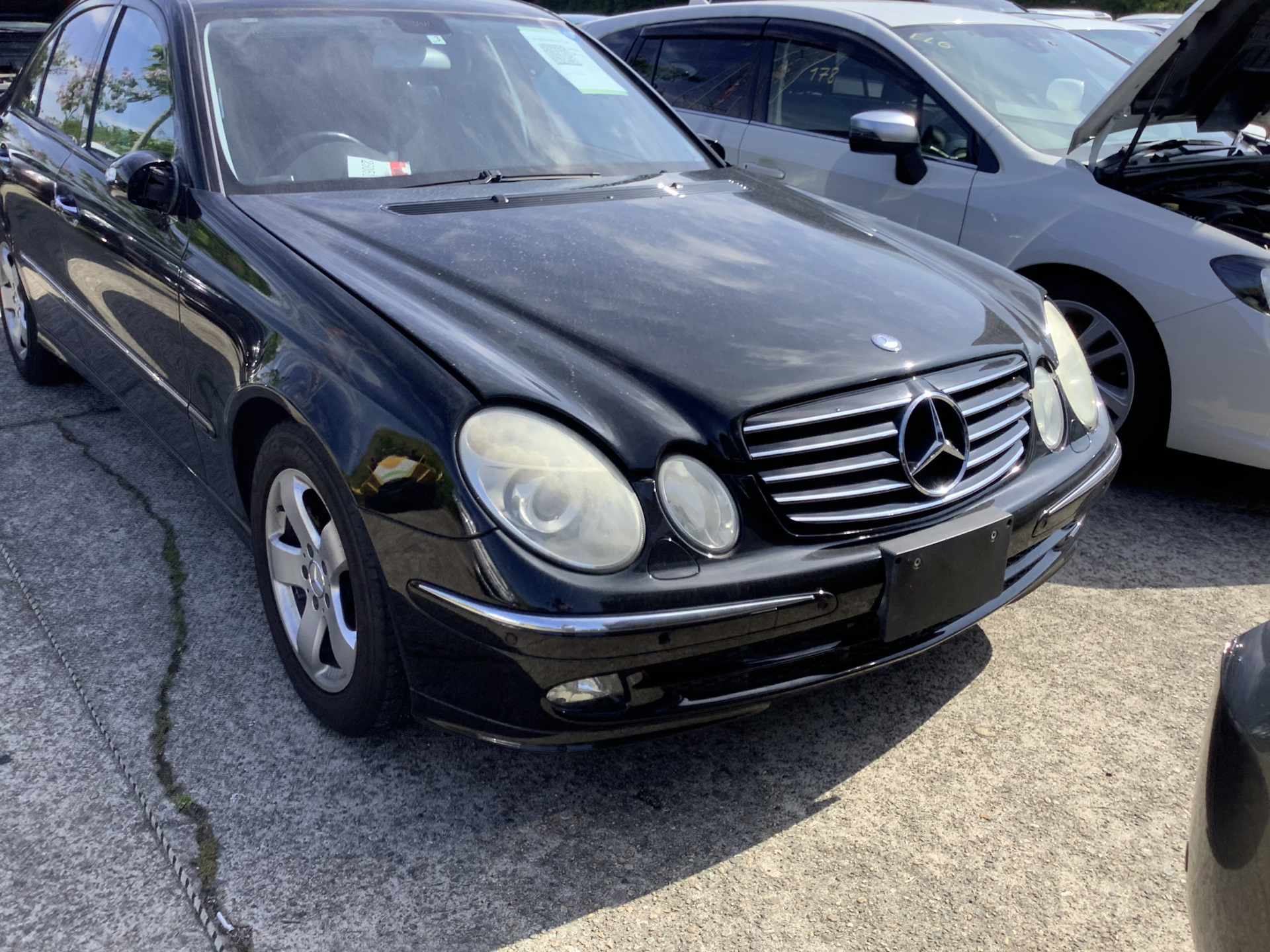 Разборка мерседес. Mercedes e240. Мерседес е 240 2008. Mercedes очкарик e240. Мерседес 211 2009г.