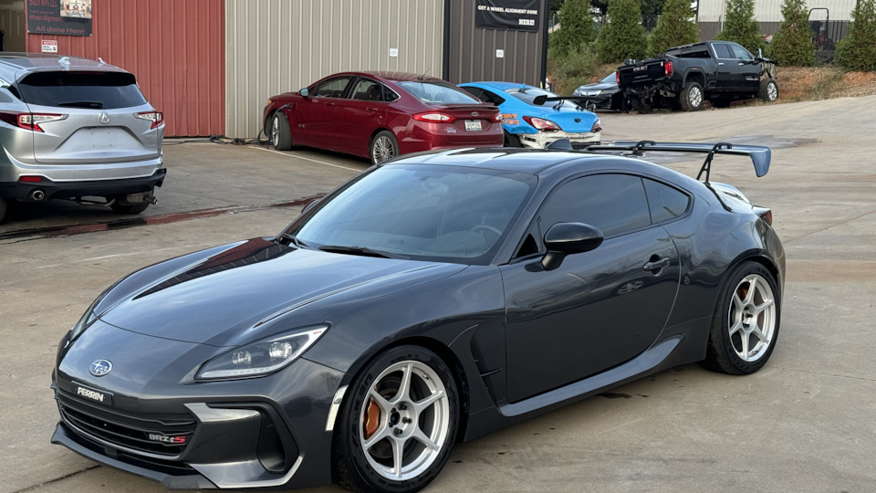 Subaru BRZ tS