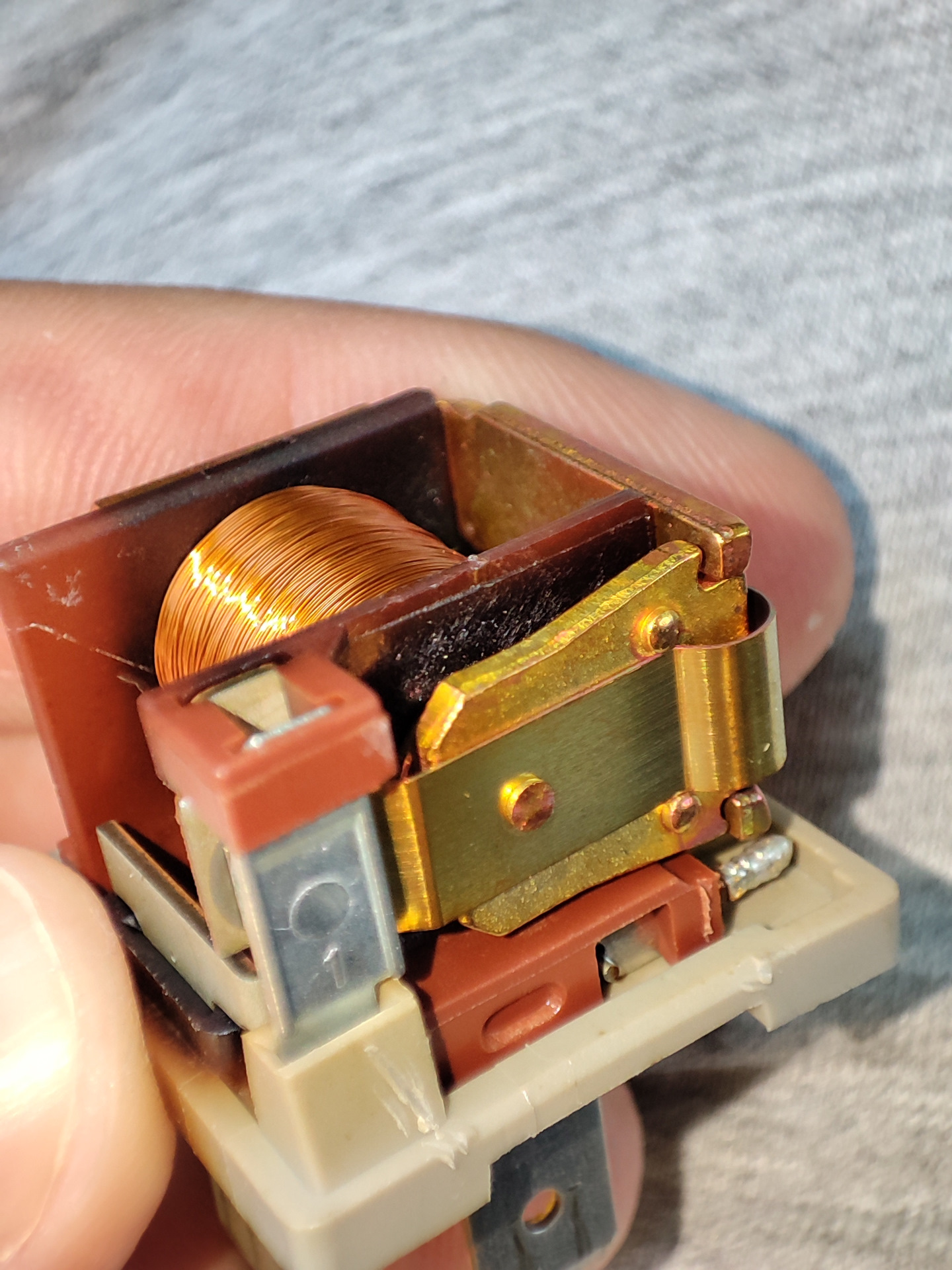 К — качество реле cartier 20 240 041 — Lada Ларгус, 1,8 л, 2013 года ...