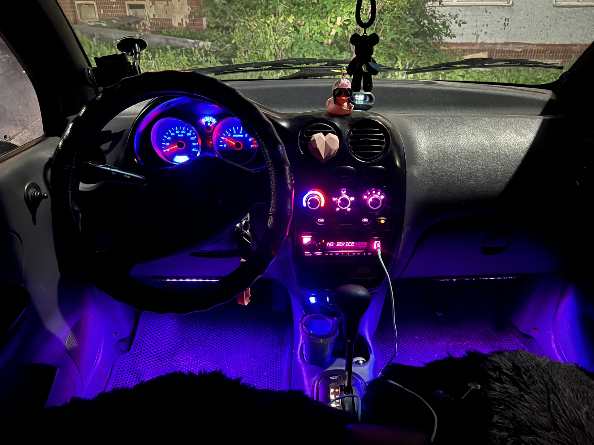 дэу матиз с неоновой подсветкой. Matiz салон led. подсветка матиза. неоновая подсветка салона дэу матиз. матиз с подсветкой.