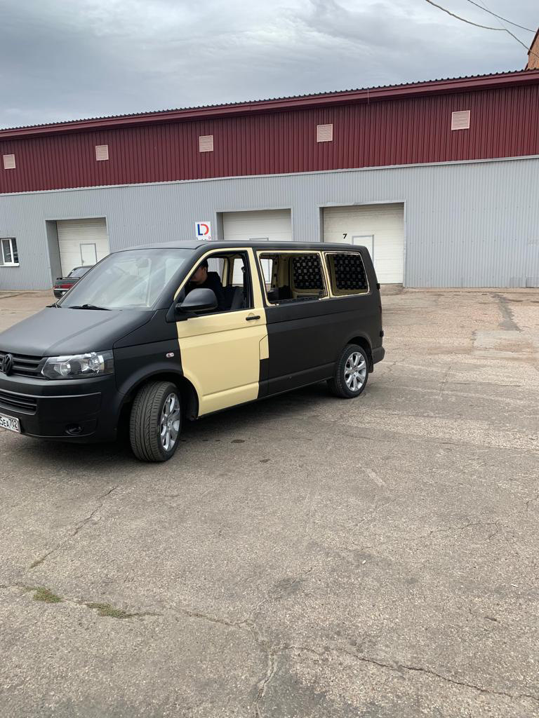 Установка салона от Каравеллы — Volkswagen Transporter T5, 2 л, 2012 года |  тюнинг | DRIVE2