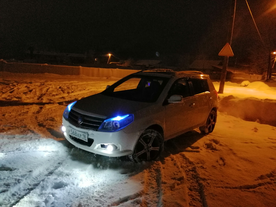 geely mk cross лампы