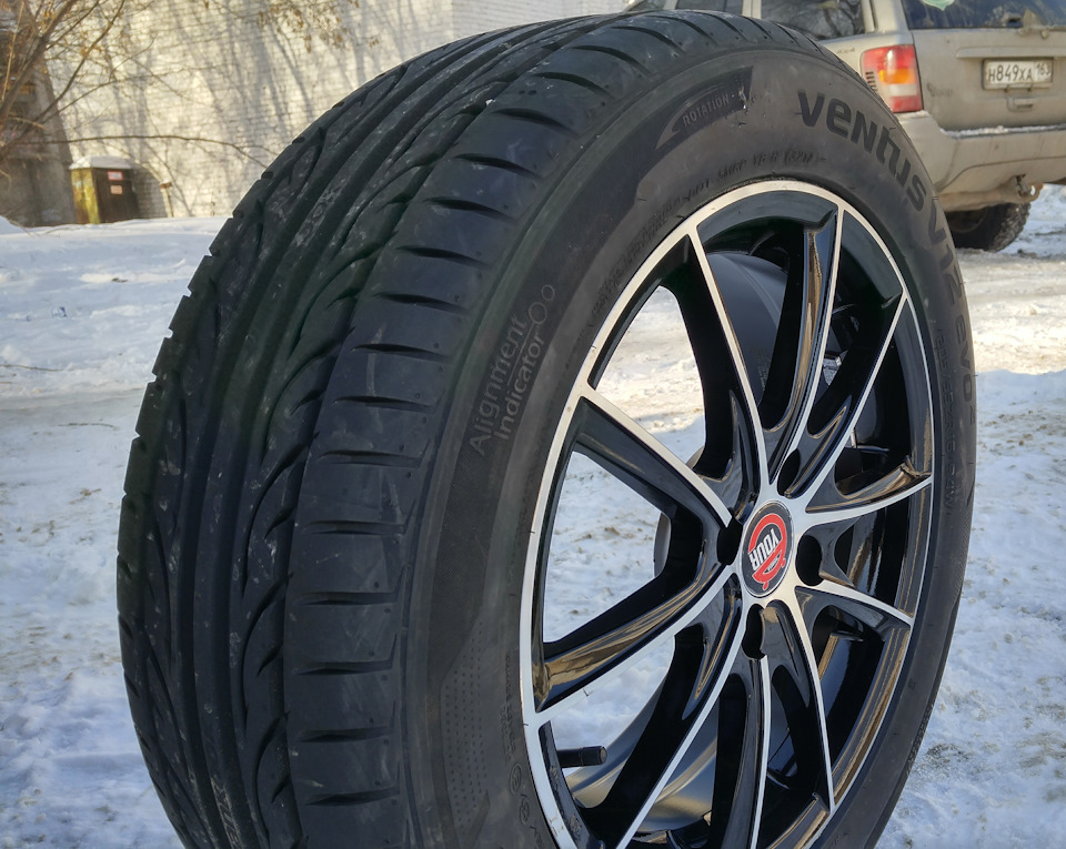 Е шина. Hankook Ventus Prime 4 k135. Hankook Ventus v12 evo2 k120. 205\55 Zr16. Диск ё-Wheels e20 MBF.