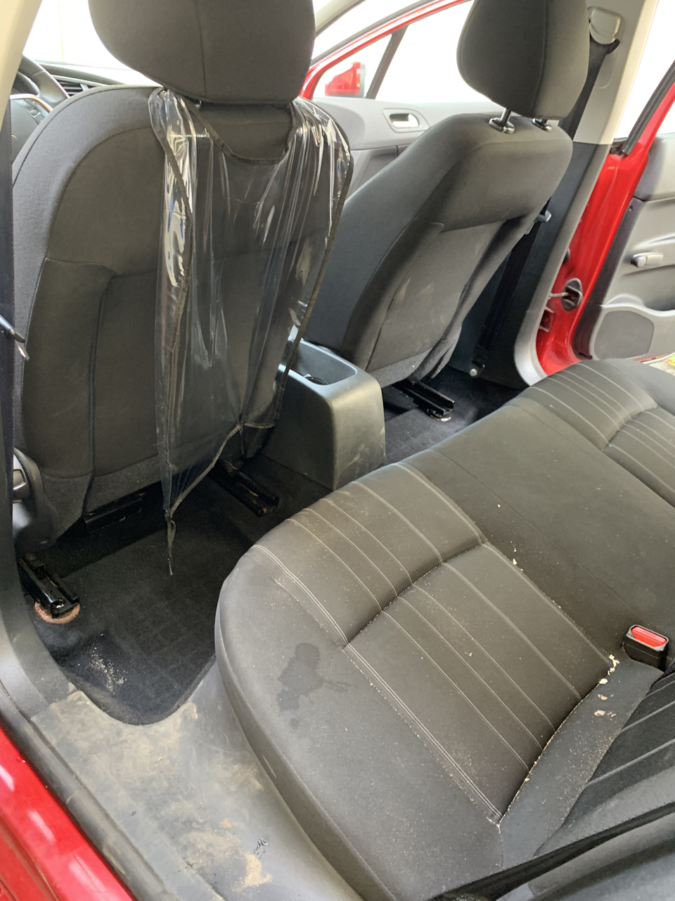 Как разобрать магнитофон на мерседес 906 магнитолу - 83 фото