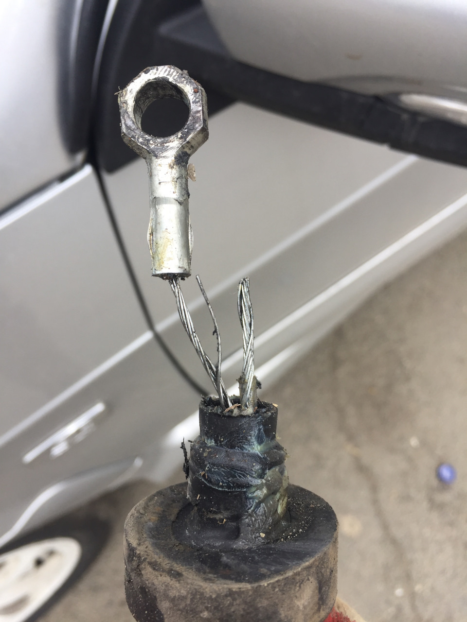 Замена тросика сцепления меньше чем через год — Lada 2114, 1,6 л, 2009 ...