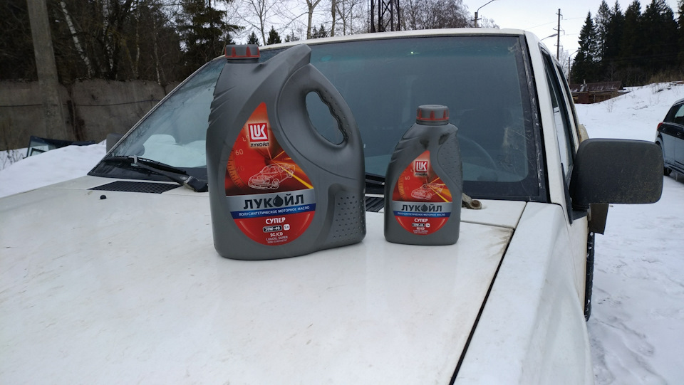 Переход на полусинтетику. — Nissan PickUp (D21), 2,5 л, 1995 года ...