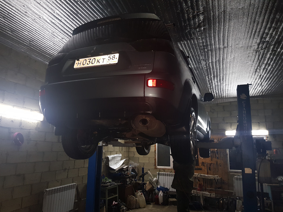 Фото в бортжурнале Mitsubishi Outlander XL