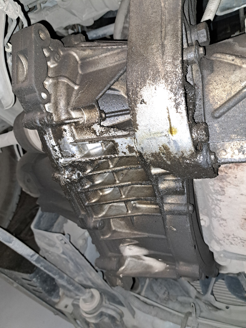 [68]Сайлентблоки ромашки и сальник КПП — Lada Гранта (2G) FL, 1,6 л ...