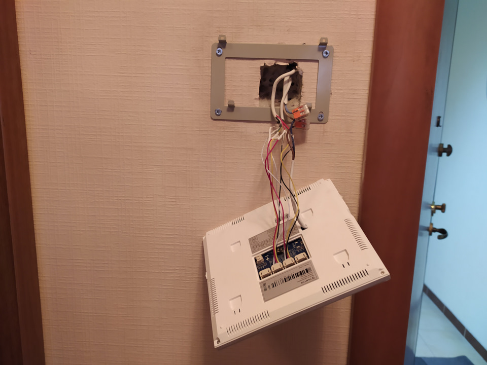 Замена монитора видеодомофона. — DRIVE2