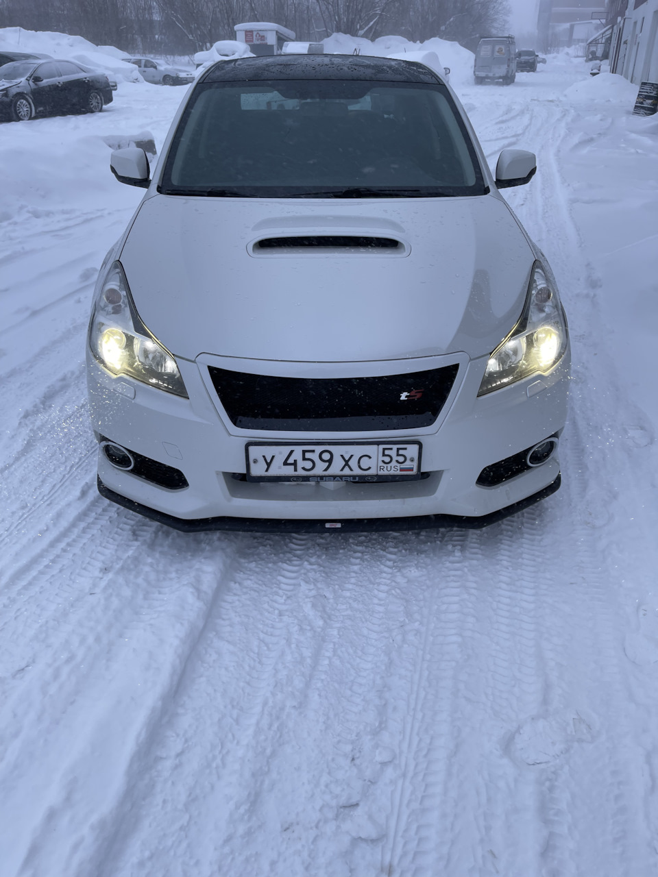 Продам решетки радиатора. — Subaru Legacy (BM/BR), 2,5 л, 2012 года ...
