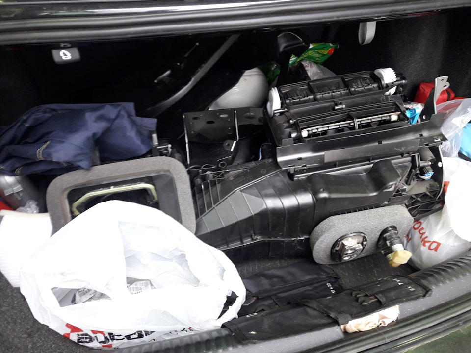 Фото в бортжурнале Volkswagen Jetta VI