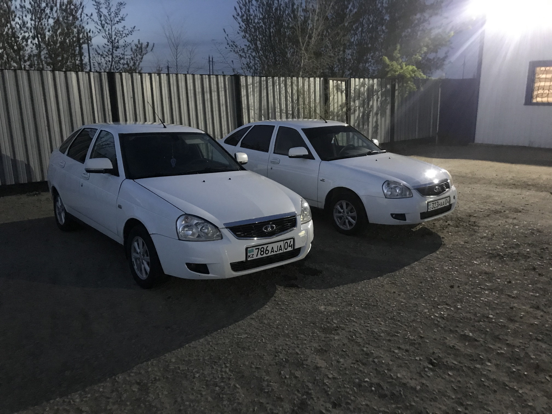 где найти приору. приора 2170 седан. Lada priora седан 2015. белая приора седан 2014.