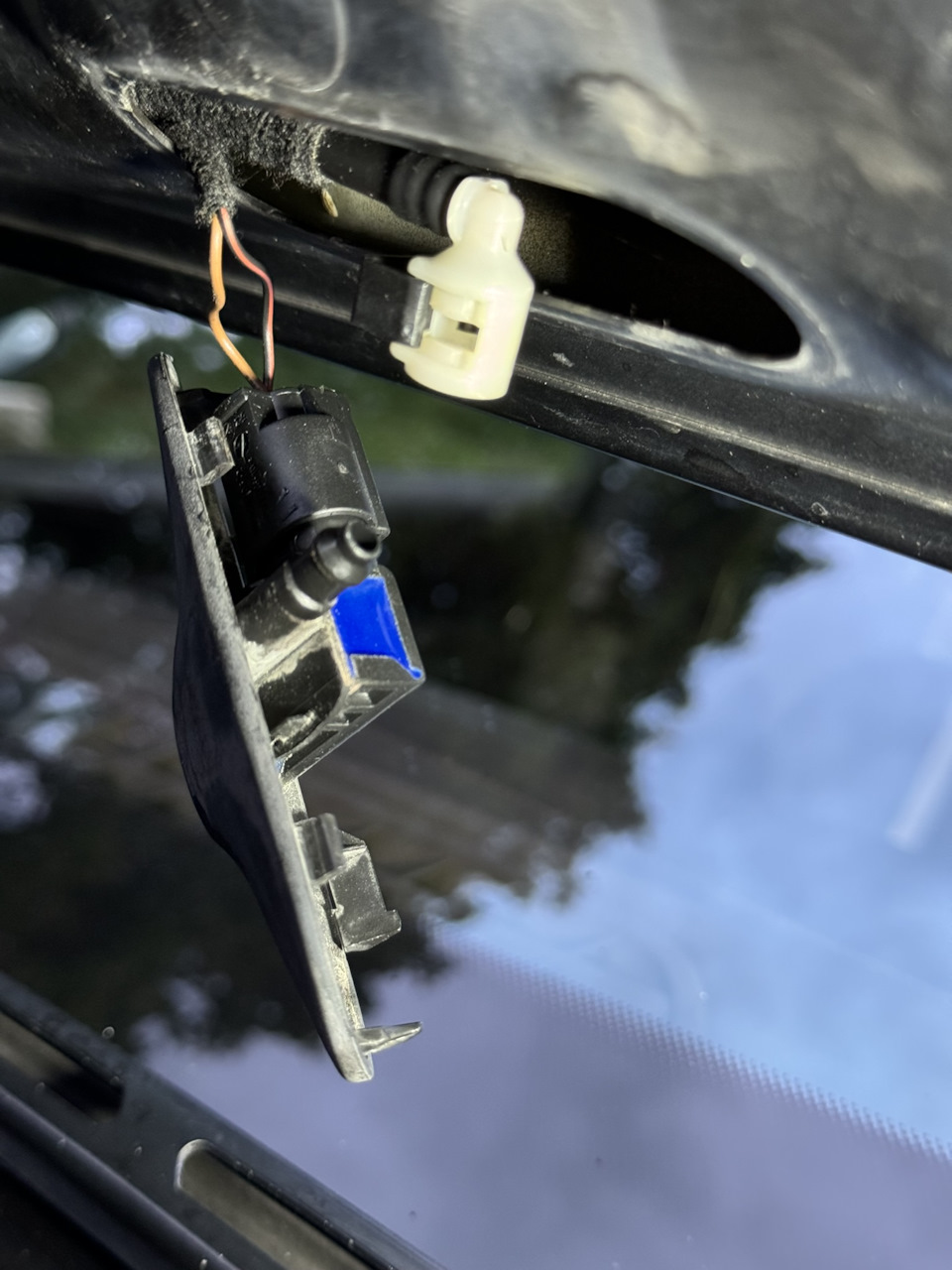 Хатико мем. Нажала дальше. Нажала дальше. Я что то нажал и все исчезло. Ждун картинки прикольные.