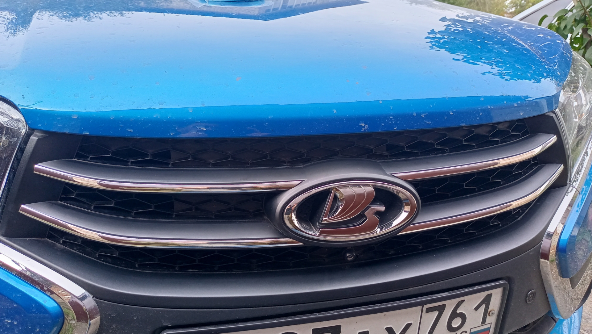Хром на решетку радиатора. — LADA XRAY, 1,6 л., 2020 года | аксессуары ...