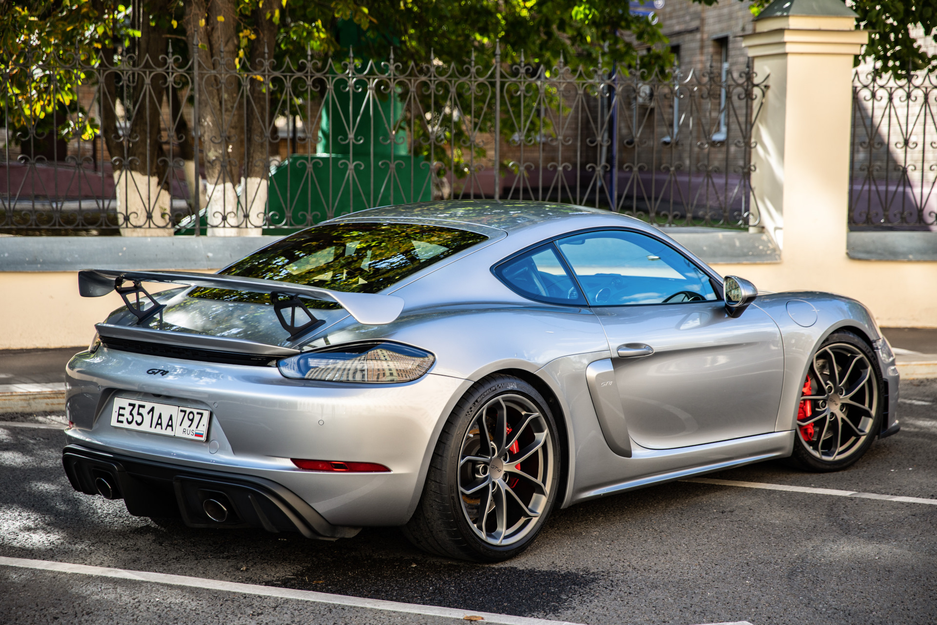 Porsche Cayman gt4