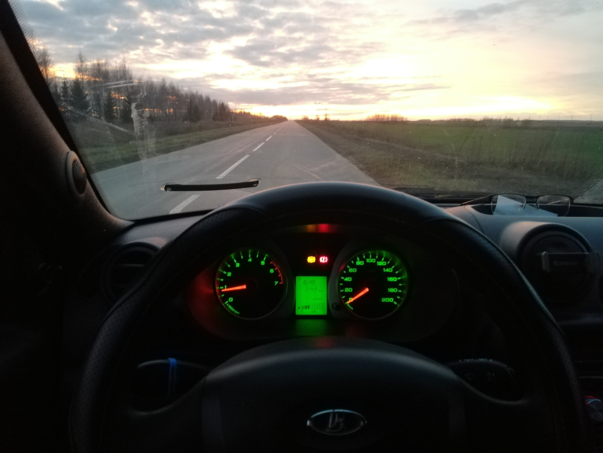Приборка гранта люкс. — Lada Гранта (1G), 1,6 л, 2015 года | своими ...