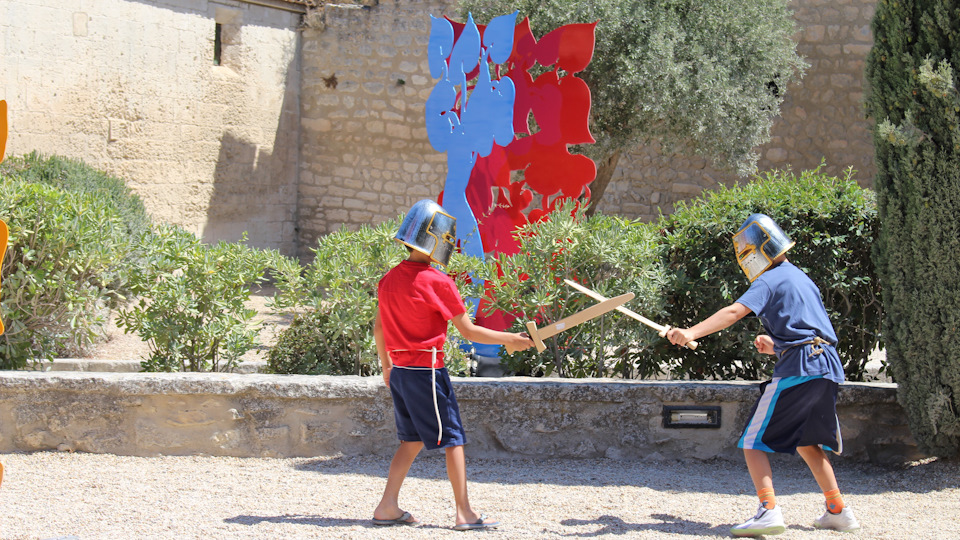 Дуэль малолетних англоязычных рыцарей :) — Audi A4 (B9)