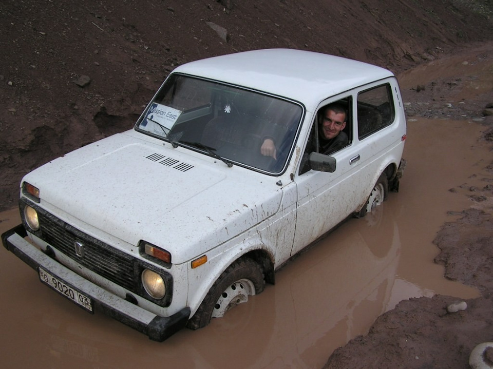Работа и польза от НИВИ. — Lada 4x4 3D, 1,7 л, 2008 года | путешествие ...