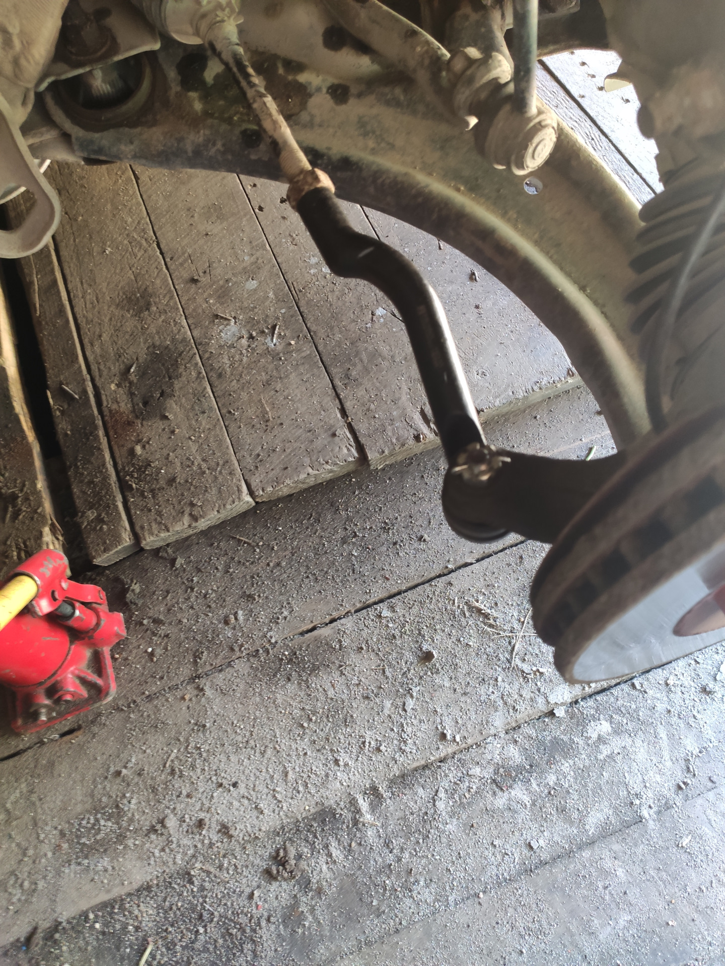 Замена рулевых наконечников — DRIVE2