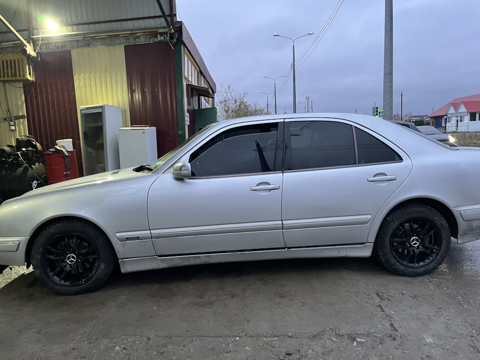 Поставил новые диски (зиму ) — Mercedes-Benz E-Class (W210), 2,4 л ...