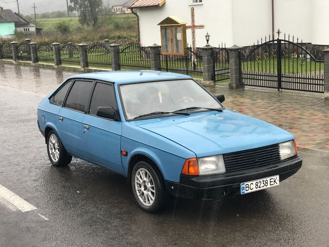 Розпродаж — Москвич 2141, 1,5 л, 1991 года | запчасти | DRIVE2