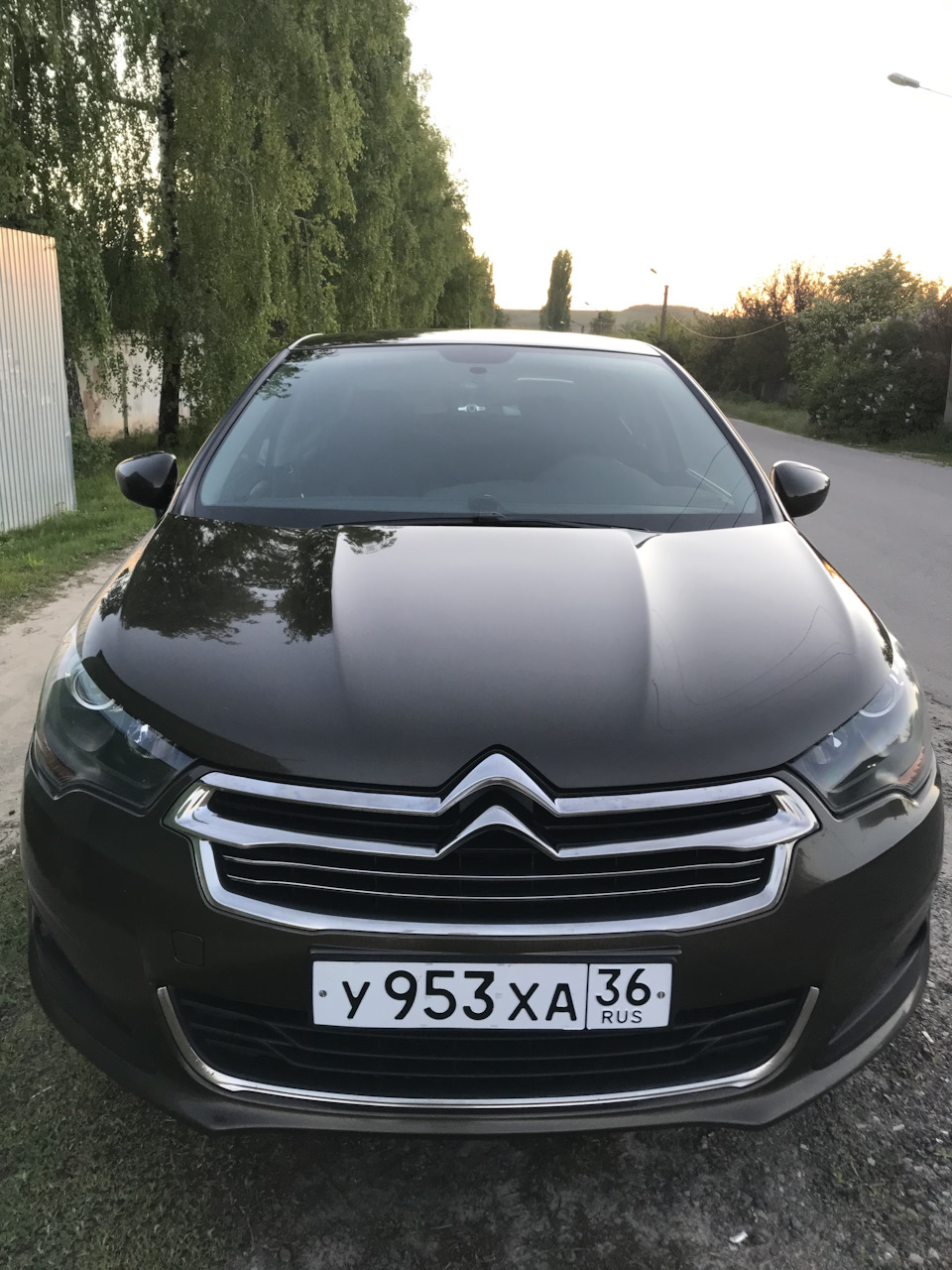 Итоги выборов «Машина дня» — Citroen C4 L, 1,6 л, 2013 года | рейтинг и  продвижение | DRIVE2